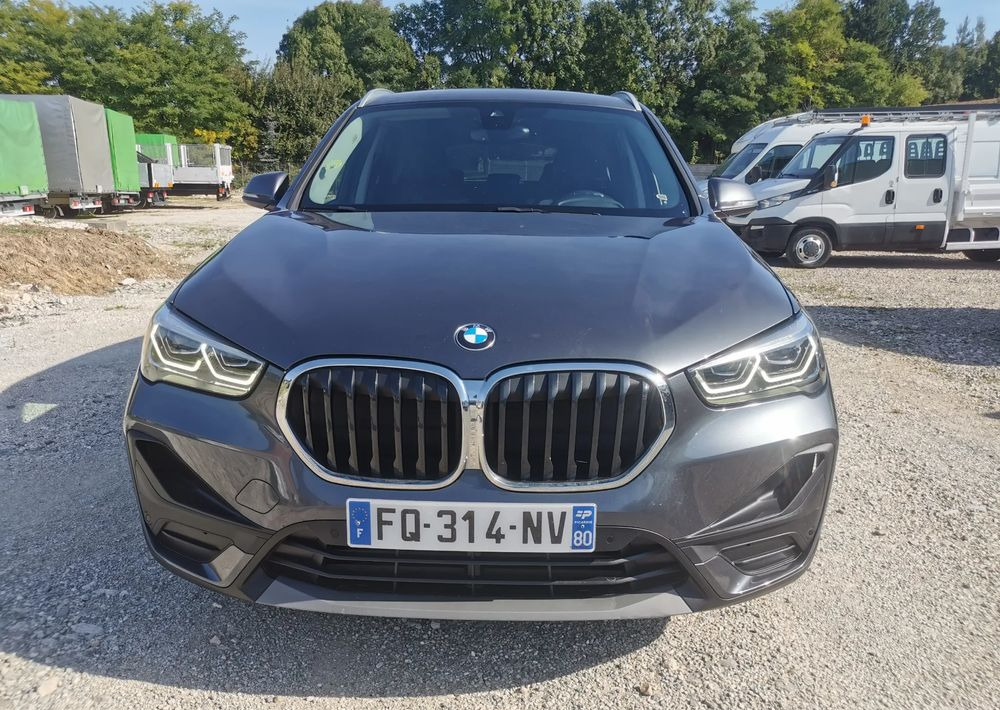 BMW X1 sDrive16d - Mobil: gambar 3 BMW X1 sDrive16d - Mobil: gambar 3