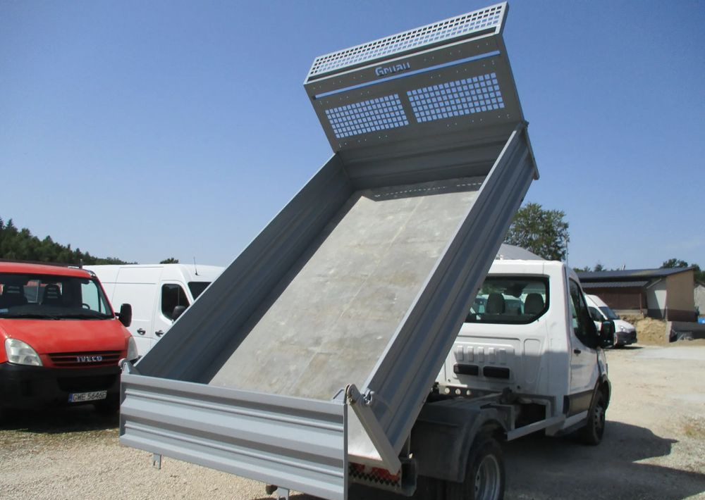 Ford Transit kiper 2.0 - 170KM wywrotka klima Hak - Van jungkit: gambar 4 Ford Transit kiper 2.0 - 170KM wywrotka klima Hak - Van jungkit: gambar 4