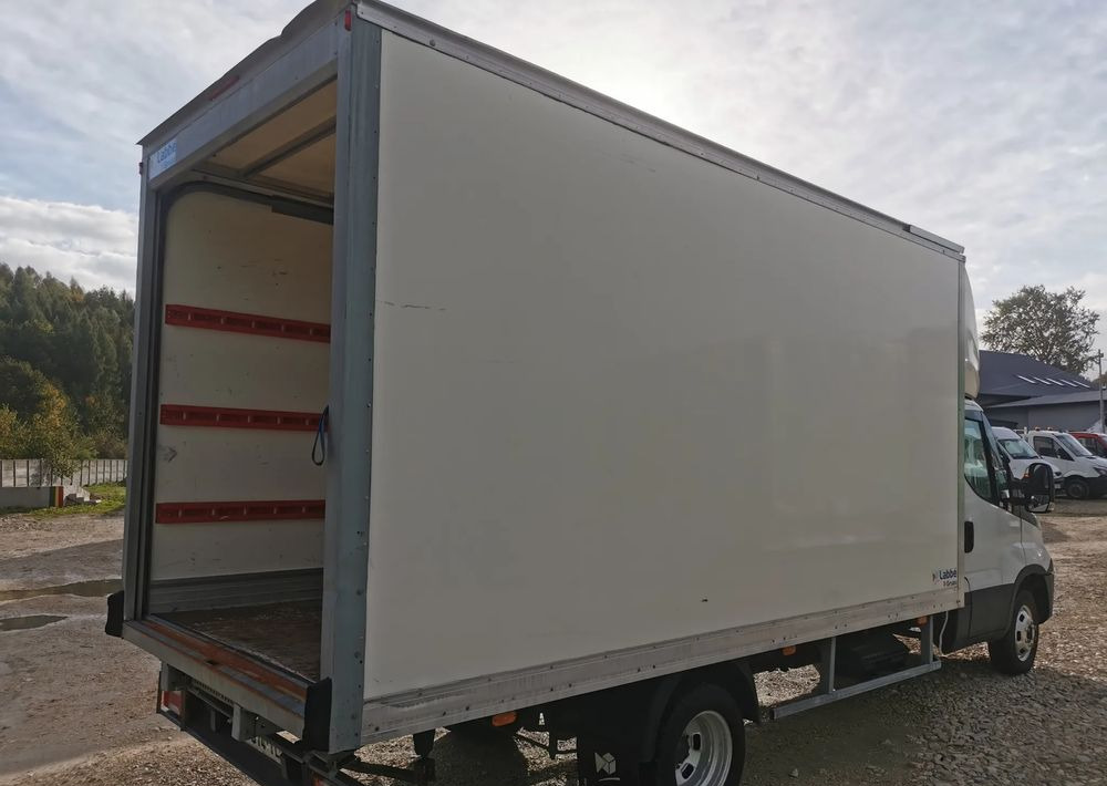 Iveco 3.0-150KM Daily 35C15 Kontener długi rama 35-150 kiper Klimatyzacja długi rozstaw - Van box: gambar 5 Iveco 3.0-150KM Daily 35C15 Kontener długi rama 35-150 kiper Klimatyzacja długi rozstaw - Van box: gambar 5