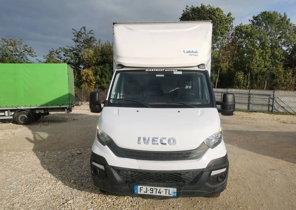 Iveco 3.0-150KM Daily 35C15 Kontener długi rama 35-150 kiper Klimatyzacja długi rozstaw - Van box: gambar 3 Iveco 3.0-150KM Daily 35C15 Kontener długi rama 35-150 kiper Klimatyzacja długi rozstaw - Van box: gambar 3