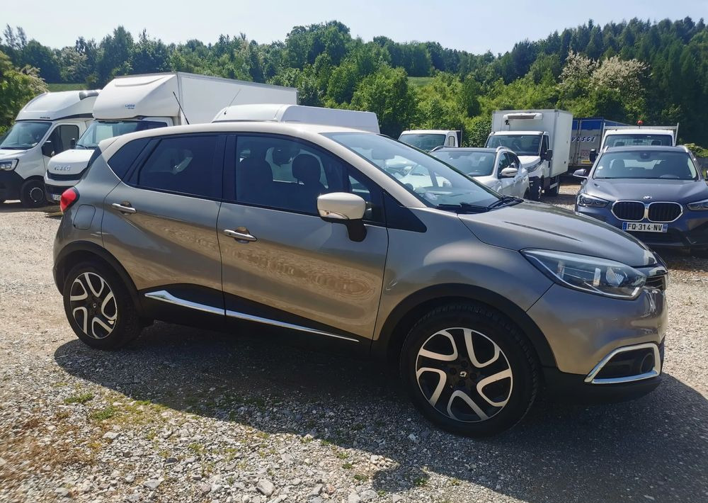 Renault Captur 0.9 Energy TCe Intens - Mobil SUV: gambar 2 Renault Captur 0.9 Energy TCe Intens - Mobil SUV: gambar 2
