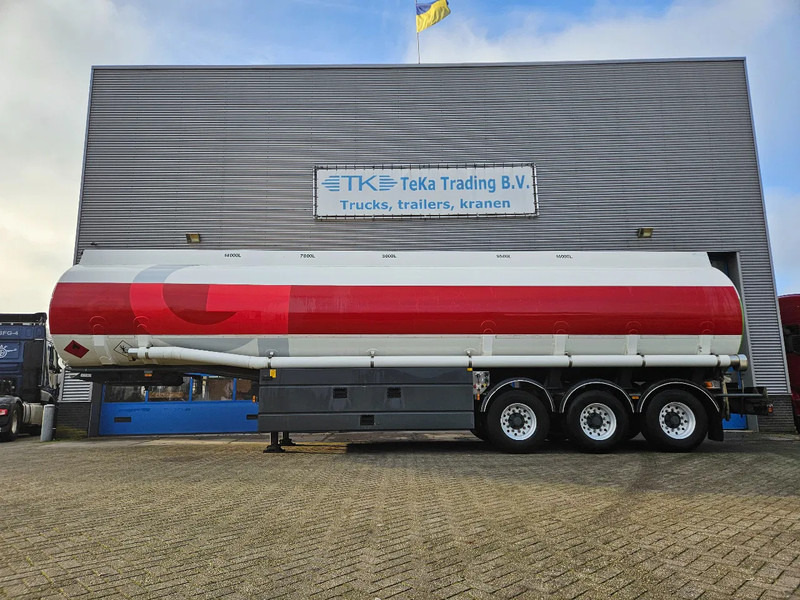 LAG O-3-43 01 47.500 L 5 Compartimenten Digitale meters disc brakes - Semi-trailer tangki: gambar 3 LAG O-3-43 01 47.500 L 5 Compartimenten Digitale meters disc brakes - Semi-trailer tangki: gambar 3