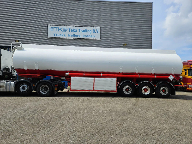 LAG O-3-43 Pt 48.500 L, 6 compartimenten pomp digitale tellers brandstof - Semi-trailer tangki: gambar 3 LAG O-3-43 Pt 48.500 L, 6 compartimenten pomp digitale tellers brandstof - Semi-trailer tangki: gambar 3