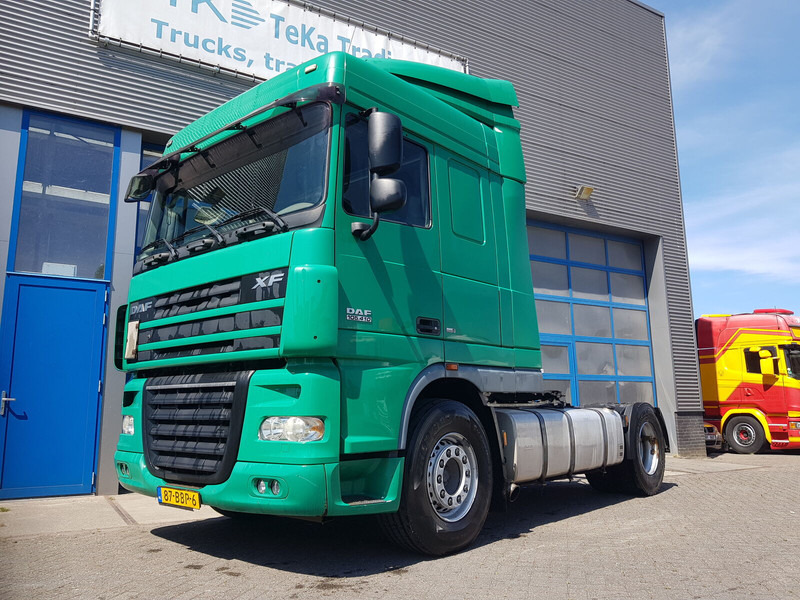 DAF XF 105 410 Manual 683.000 km Euro 5 - Tractor head: gambar 1 DAF XF 105 410 Manual 683.000 km Euro 5 - Tractor head: gambar 1