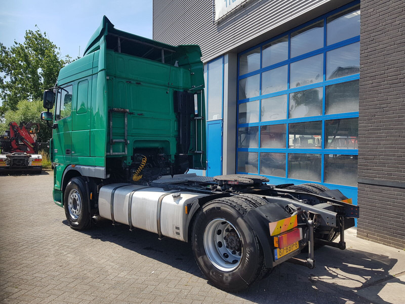 DAF XF 105 410 Manual 683.000 km Euro 5 - Tractor head: gambar 4 DAF XF 105 410 Manual 683.000 km Euro 5 - Tractor head: gambar 4