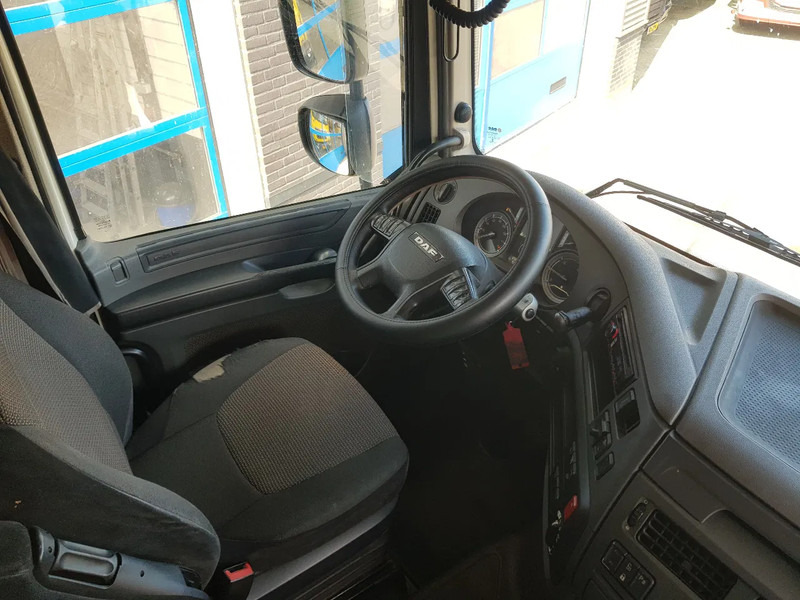 Tractor head DAF XF 460 FTP 6x2 Hydraulic Night Airco: gambar 10