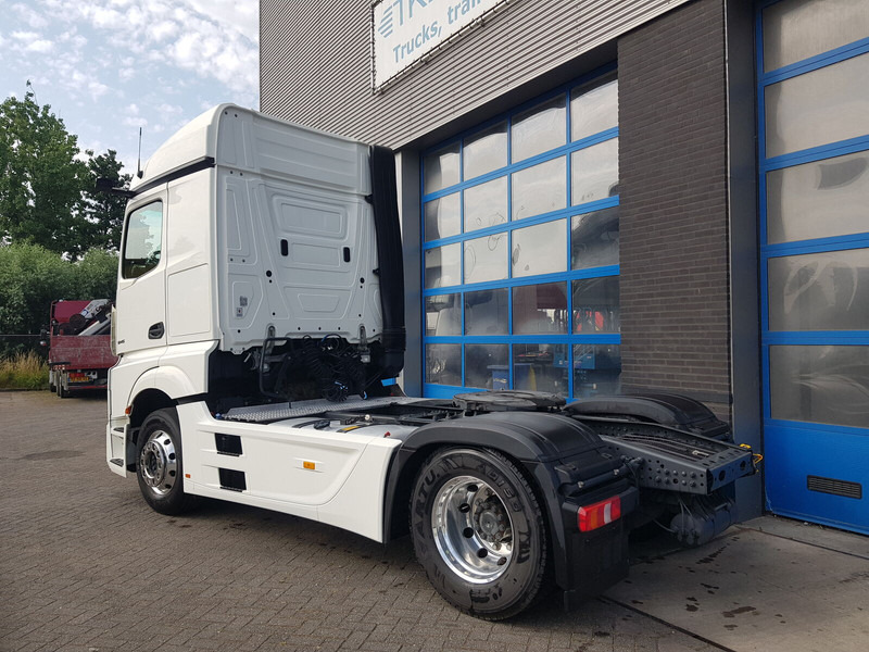 Mercedes-Benz Actros 1845 Retarder MirrorCam Standairco - Tractor head: gambar 4 Mercedes-Benz Actros 1845 Retarder MirrorCam Standairco - Tractor head: gambar 4