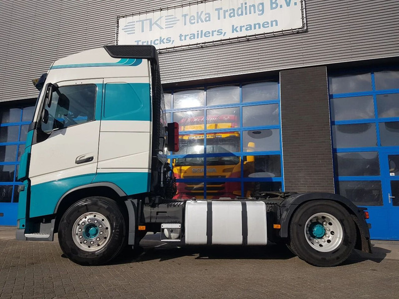 Volvo FH 420 ADR klasse EX/II, EX/III, FL en AT Double tank PTO - Tractor head: gambar 3 Volvo FH 420 ADR klasse EX/II, EX/III, FL en AT Double tank PTO - Tractor head: gambar 3