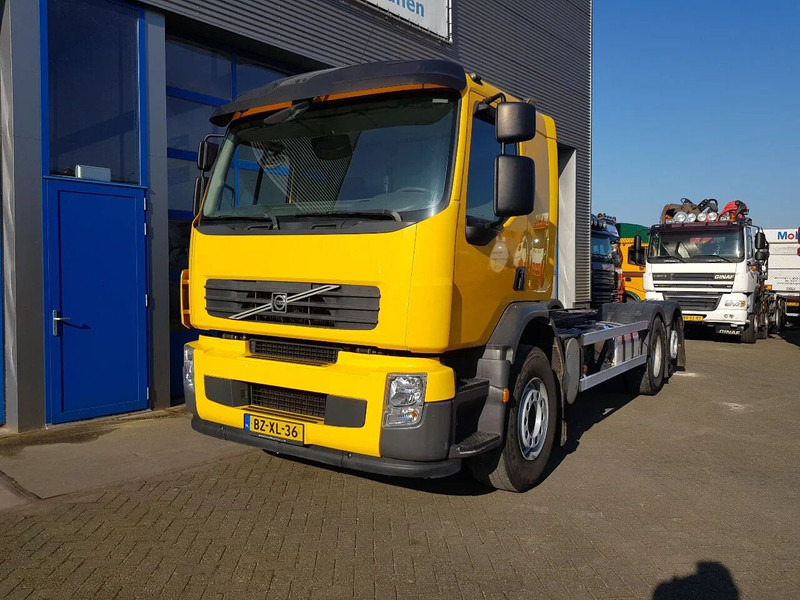 Volvo FE 300 EEV 6X2 Retarder Pto 234.000 KM TÜV - Truk sasis: gambar 2 Volvo FE 300 EEV 6X2 Retarder Pto 234.000 KM TÜV - Truk sasis: gambar 2