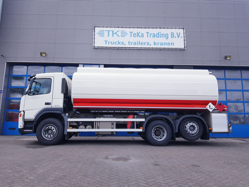 Volvo FM 9.340 Fuel 21.400 Liter 3 Comp Euro 3 - Truk tangki: gambar 3 Volvo FM 9.340 Fuel 21.400 Liter 3 Comp Euro 3 - Truk tangki: gambar 3