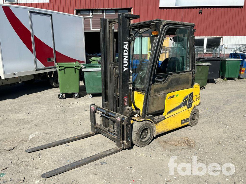Hyundai 20B-9 - Forklift listrik: gambar 1 Hyundai 20B-9 - Forklift listrik: gambar 1