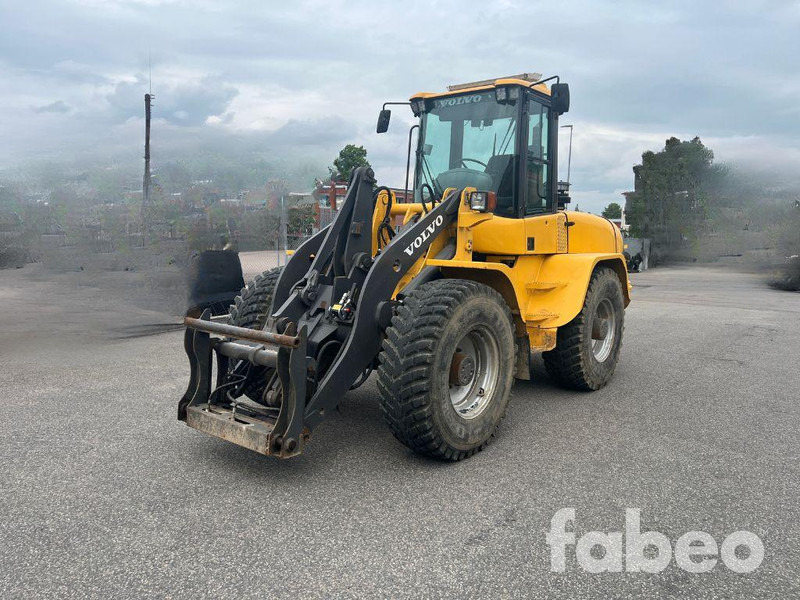Volvo L40B - Wheel loader: gambar 1 Volvo L40B - Wheel loader: gambar 1