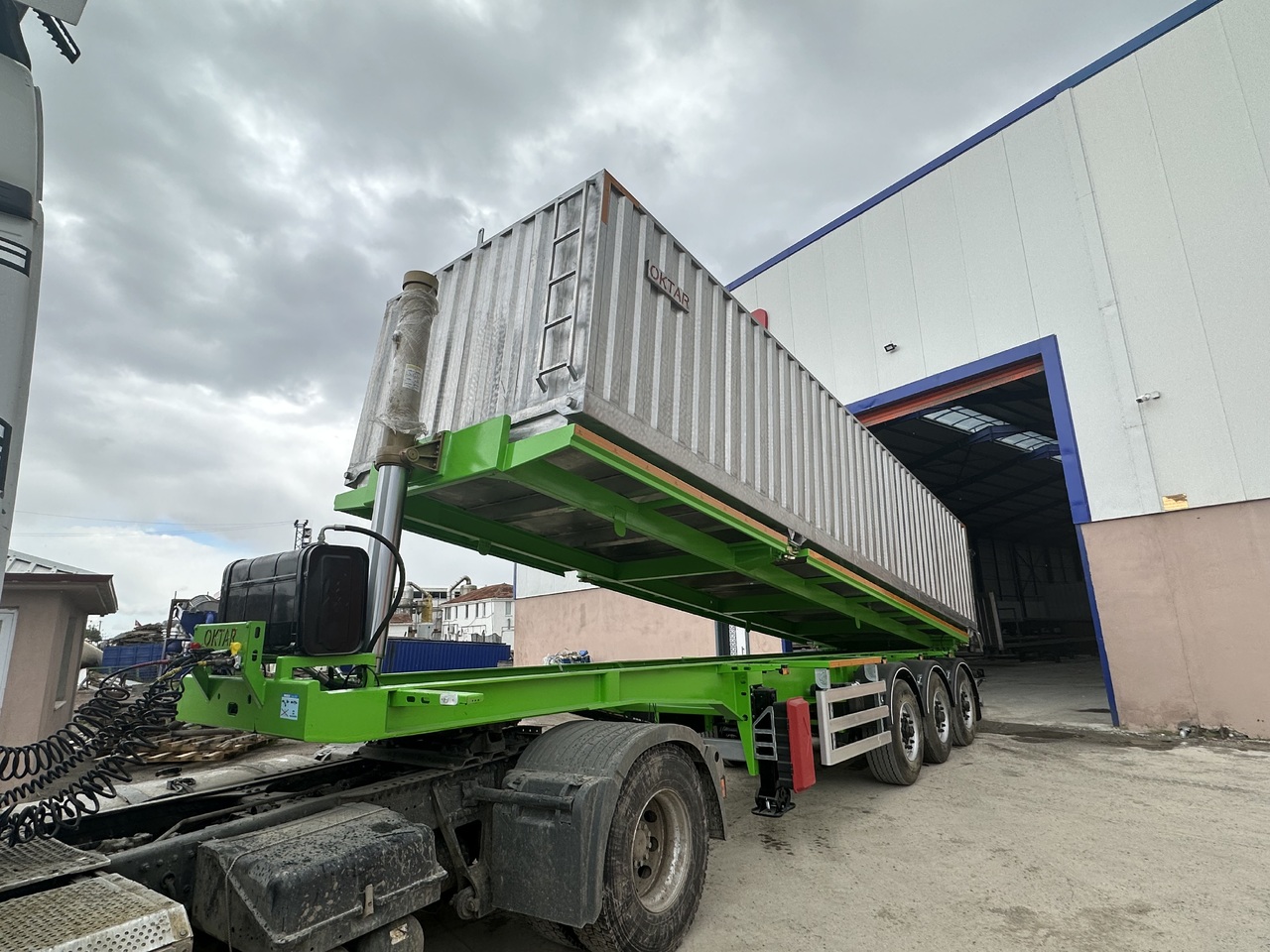 OKTAR TREYLER 2025 - Semi-trailer tangki: gambar 3 OKTAR TREYLER 2025 - Semi-trailer tangki: gambar 3