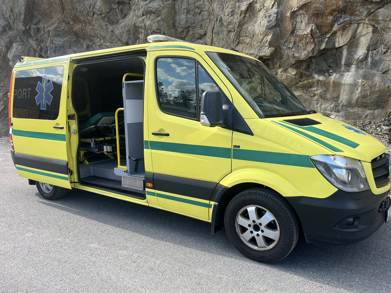 Mercedes-Benz Sprinter 316 - 2 stretcher AMBULANCE - RESERERAD !! - Ambulans: gambar 1 Mercedes-Benz Sprinter 316 - 2 stretcher AMBULANCE - RESERERAD !! - Ambulans: gambar 1