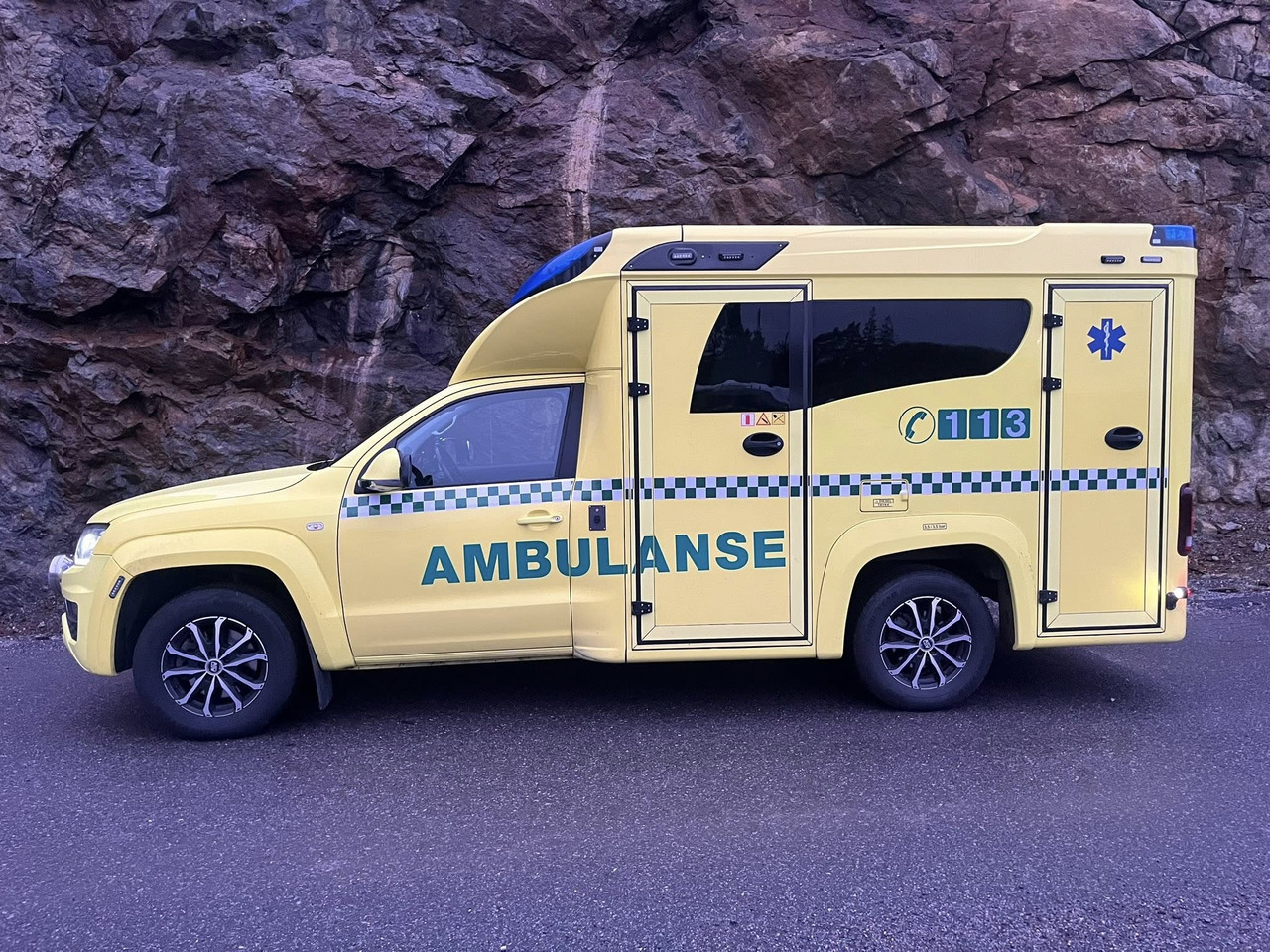 VOLKSWAGEN Amarok XL 4motion - SOLD/SÅLD !!! - Ambulans: gambar 3 VOLKSWAGEN Amarok XL 4motion - SOLD/SÅLD !!! - Ambulans: gambar 3