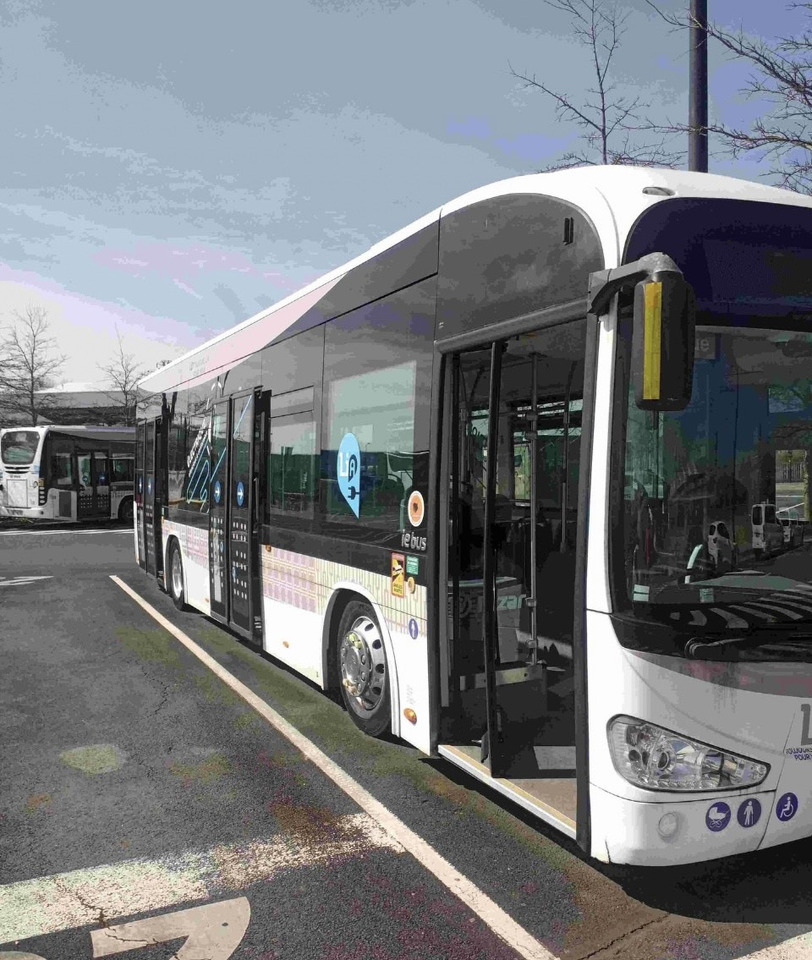 IRIZAR IEB Elektro Linienbus electric Bus. Fahrbereit - Bus kota, Bus listrik: gambar 1 IRIZAR IEB Elektro Linienbus electric Bus. Fahrbereit - Bus kota, Bus listrik: gambar 1