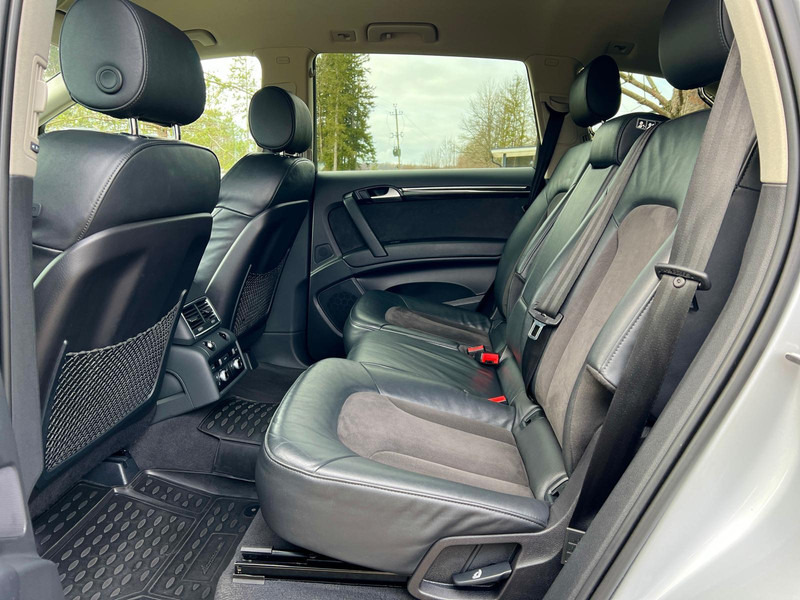 Mobil Audi Q7: gambar 9