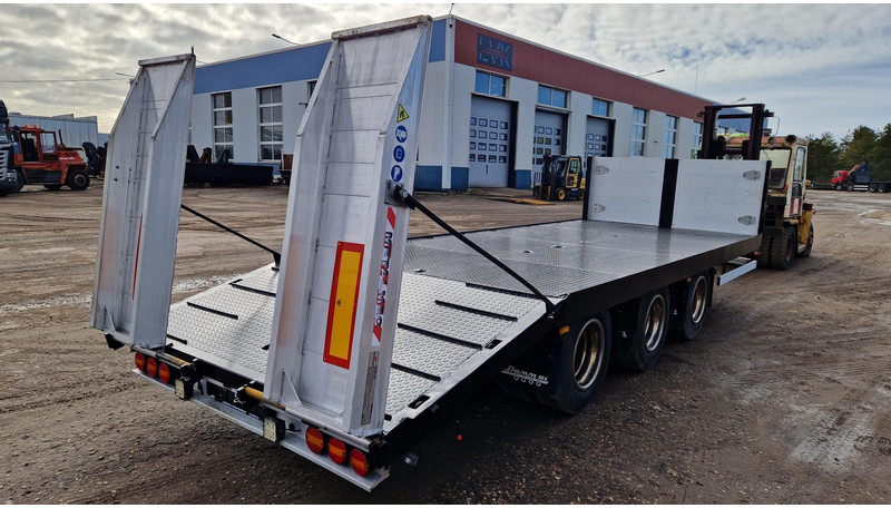 Damm PHV-24P - Trailer low bed: gambar 3 Damm PHV-24P - Trailer low bed: gambar 3
