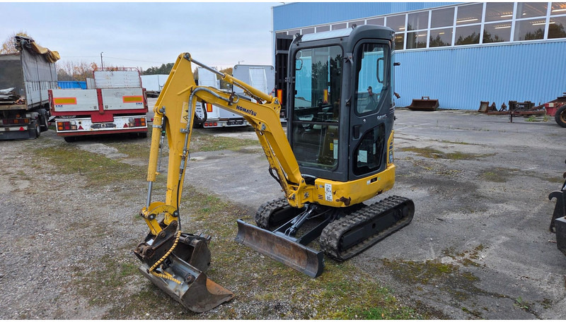 Komatsu PC14R - Ekskavator mini: gambar 1 Komatsu PC14R - Ekskavator mini: gambar 1