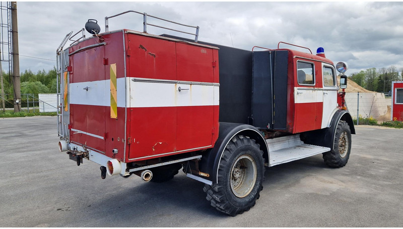 Mercedes-Benz 1113 4X4 new tank - Truk pemadam kebakaran: gambar 3 Mercedes-Benz 1113 4X4 new tank - Truk pemadam kebakaran: gambar 3