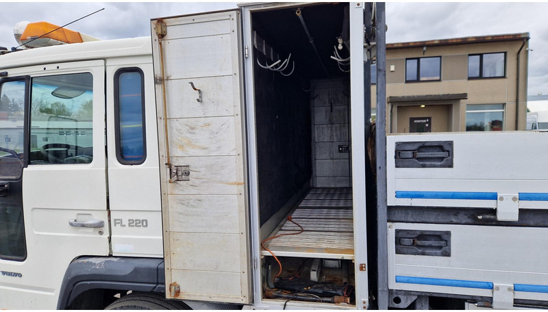 Leasing Volvo FL220 4X2 Palfinger PK7501 Volvo FL220 4X2 Palfinger PK7501: gambar 20