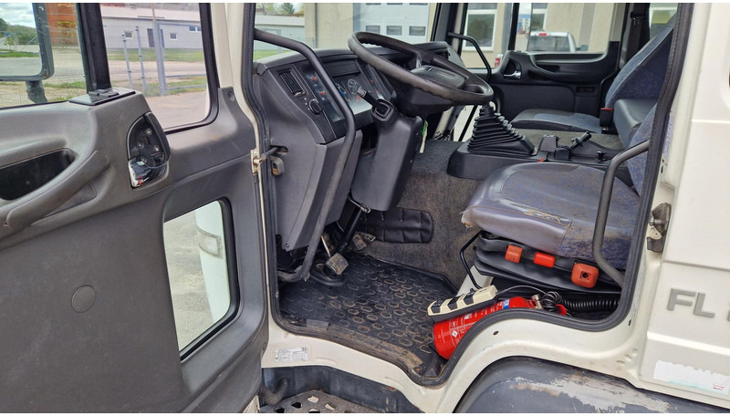 Leasing Volvo FL220 4X2 Palfinger PK7501 Volvo FL220 4X2 Palfinger PK7501: gambar 15