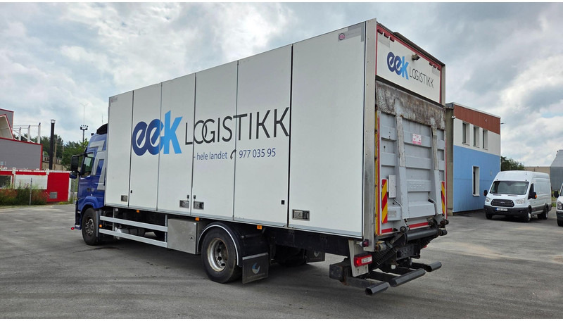 Volvo FM330 4X2 - Truk box: gambar 4 Volvo FM330 4X2 - Truk box: gambar 4