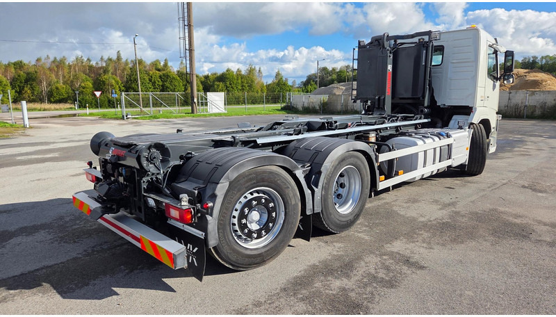 Volvo FM460 6X2*4 - Hook lift: gambar 3 Volvo FM460 6X2*4 - Hook lift: gambar 3