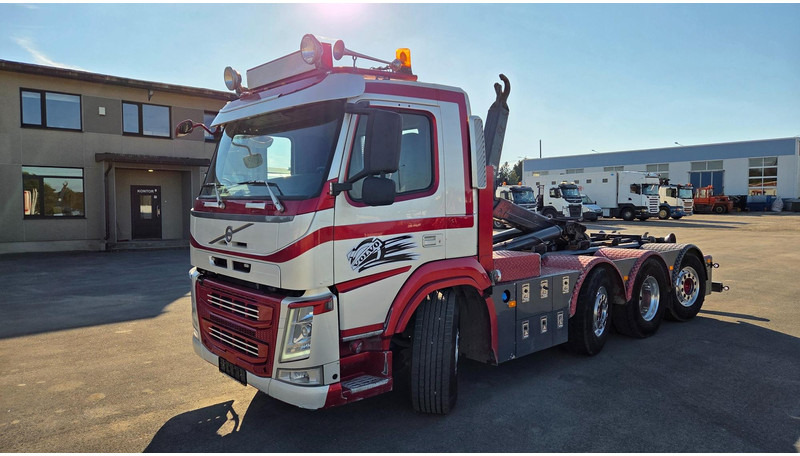 Volvo FM460 8X2*6 - Hook lift: gambar 1 Volvo FM460 8X2*6 - Hook lift: gambar 1