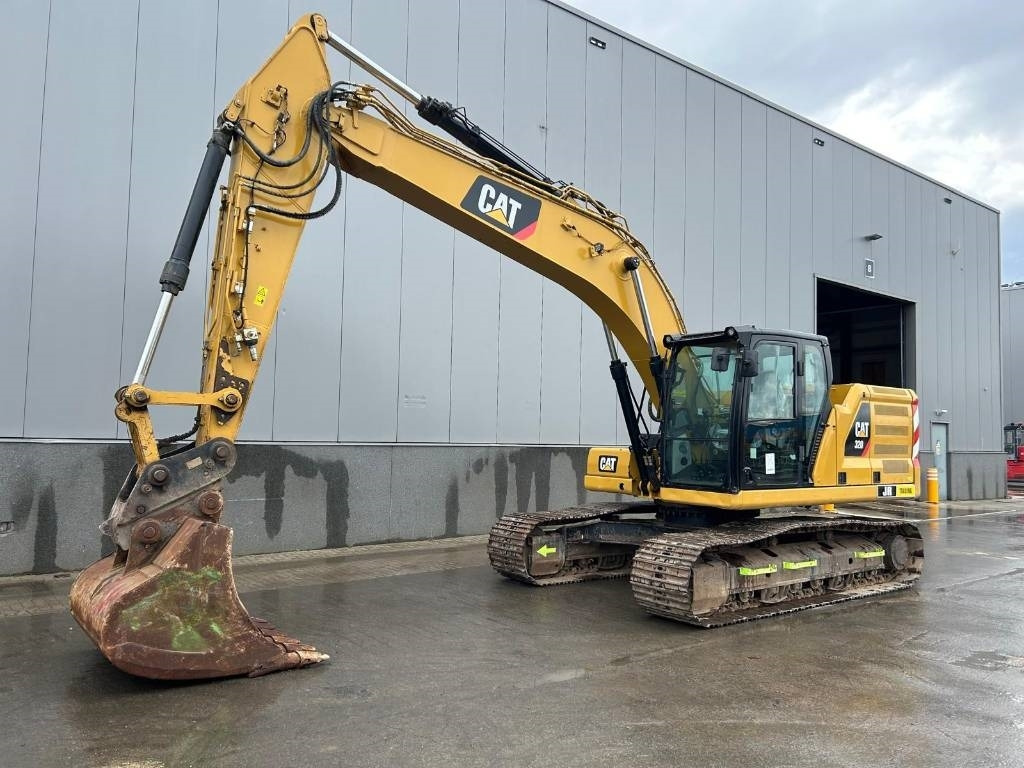 CAT 320 - Ekskavator perayap: gambar 2 CAT 320 - Ekskavator perayap: gambar 2