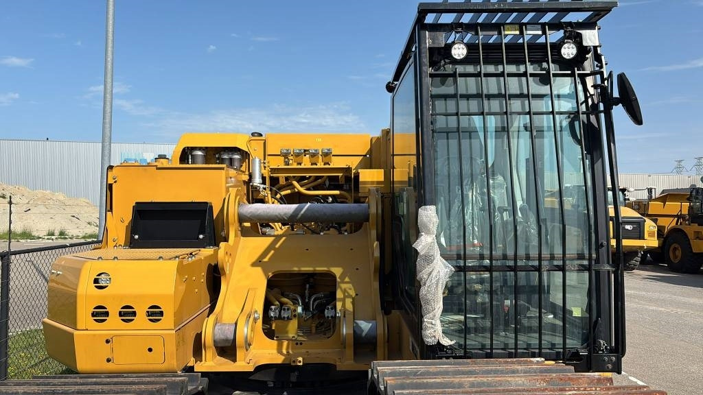 CAT 374 - Ekskavator perayap: gambar 4 CAT 374 - Ekskavator perayap: gambar 4