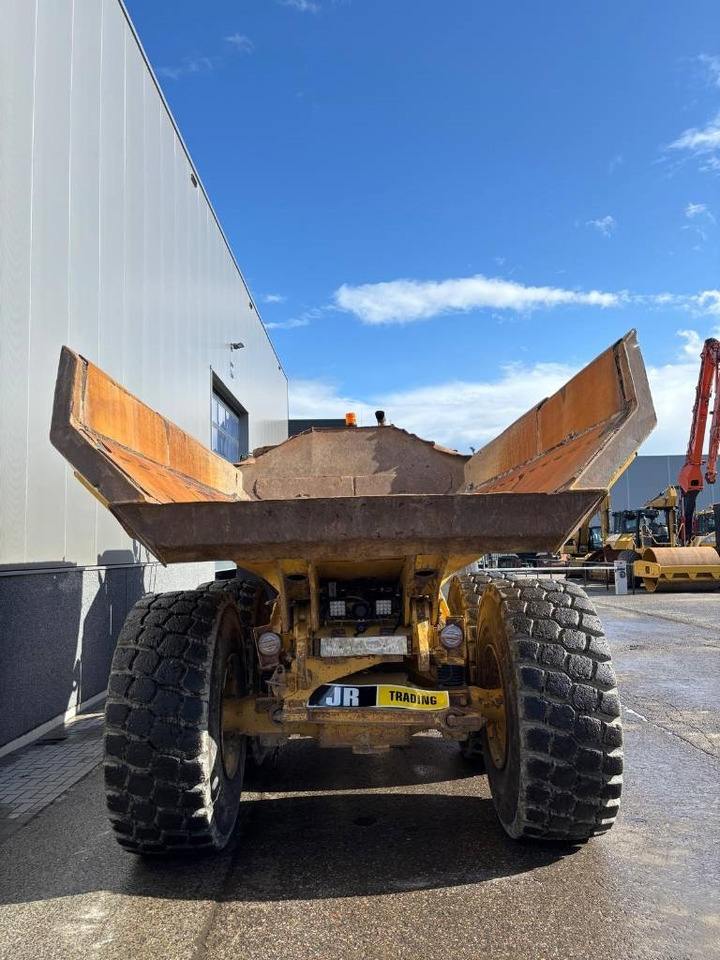 CAT 730 C2 (Tailgate) - Tempat sampah artikulasi: gambar 4 CAT 730 C2 (Tailgate) - Tempat sampah artikulasi: gambar 4