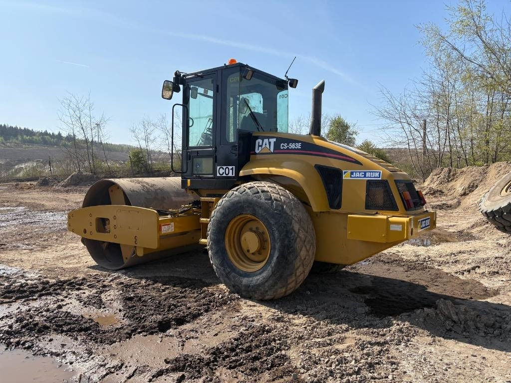 CAT CS 563 E - Pemadat: gambar 2 CAT CS 563 E - Pemadat: gambar 2