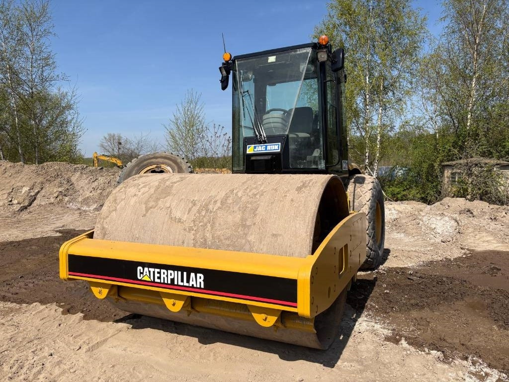 CAT CS 563 E - Pemadat: gambar 1 CAT CS 563 E - Pemadat: gambar 1