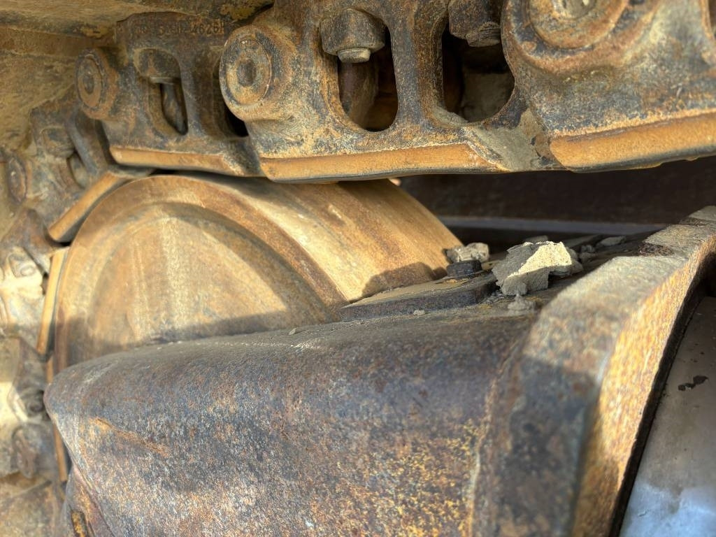 CAT D 6 N LGP (Under Preparation) - Bulldozer: gambar 5 CAT D 6 N LGP (Under Preparation) - Bulldozer: gambar 5