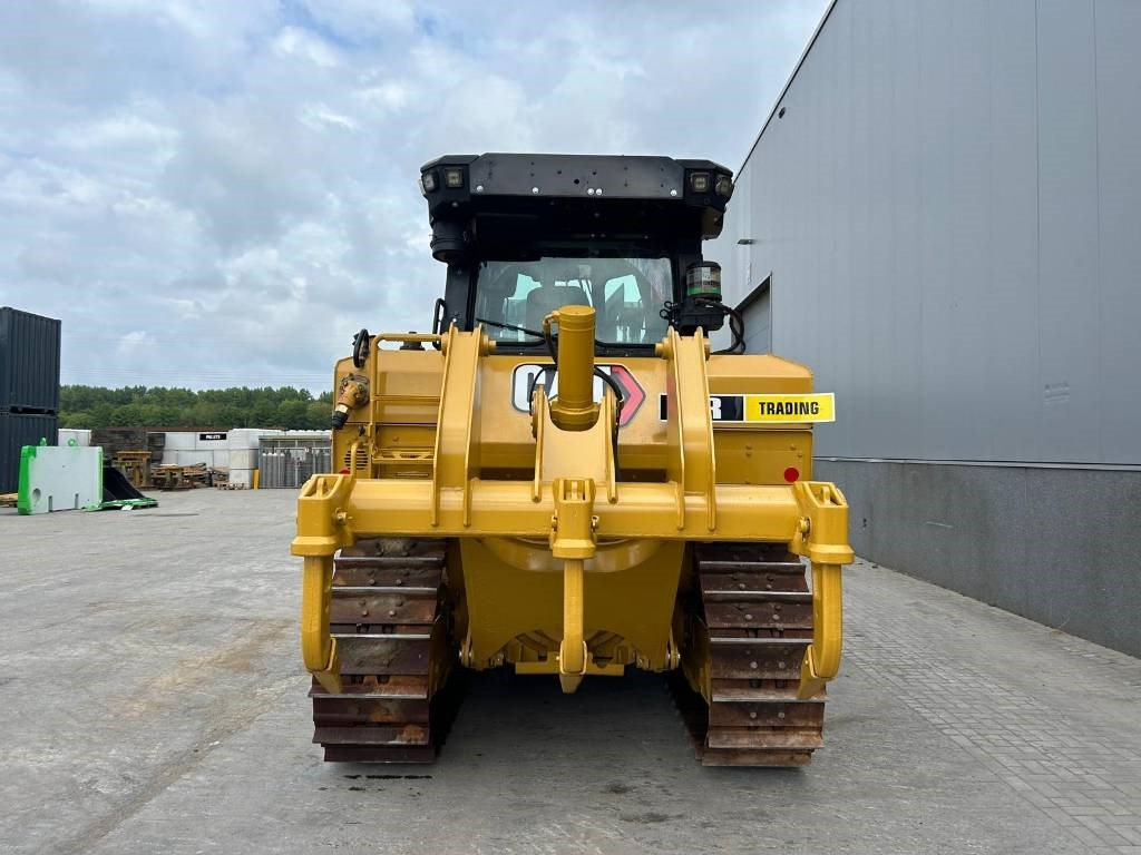 CAT D 6 XL (LOW HOURS - CE CERTIFIED) - Bulldozer: gambar 4 CAT D 6 XL (LOW HOURS - CE CERTIFIED) - Bulldozer: gambar 4