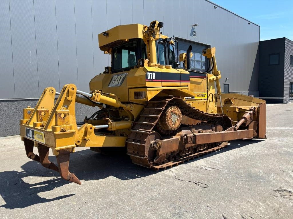 CAT D 7 R (CE certified) - Bulldozer: gambar 4 CAT D 7 R (CE certified) - Bulldozer: gambar 4