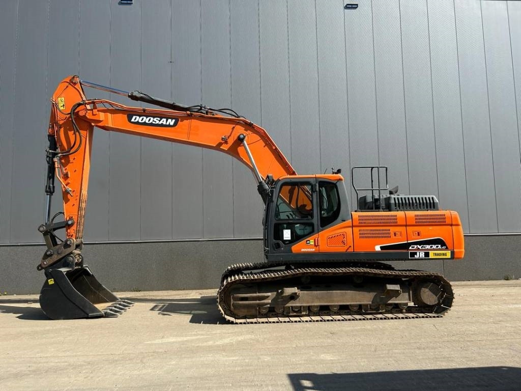 Doosan DX 300 LC-5 - Ekskavator perayap: gambar 1 Doosan DX 300 LC-5 - Ekskavator perayap: gambar 1