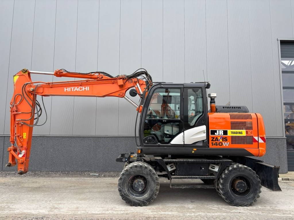 Hitachi ZX 140 W-5B - Ekskavator roda: gambar 1 Hitachi ZX 140 W-5B - Ekskavator roda: gambar 1