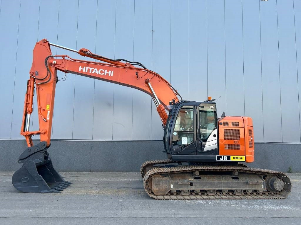 Hitachi ZX 225 US LC-6 - Ekskavator perayap: gambar 1 Hitachi ZX 225 US LC-6 - Ekskavator perayap: gambar 1