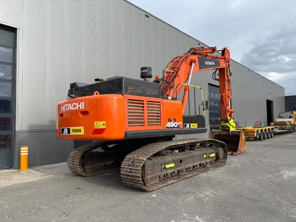 Hitachi ZX 490 LC H-6 - Ekskavator perayap: gambar 4 Hitachi ZX 490 LC H-6 - Ekskavator perayap: gambar 4