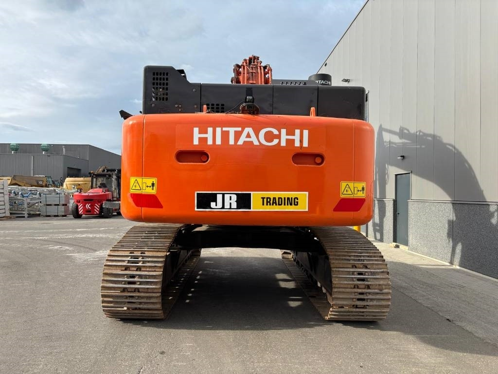 Hitachi ZX 490 LC H-6 - Ekskavator perayap: gambar 3 Hitachi ZX 490 LC H-6 - Ekskavator perayap: gambar 3
