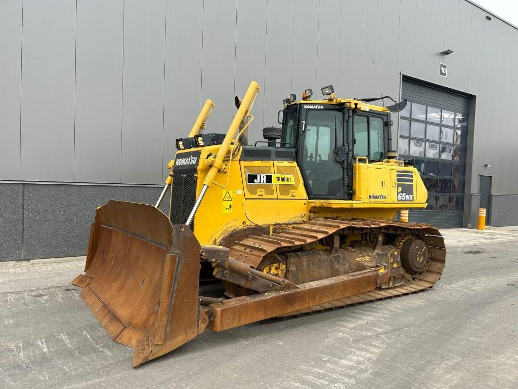 Komatsu D 65 WX-18 - Bulldozer: gambar 1 Komatsu D 65 WX-18 - Bulldozer: gambar 1