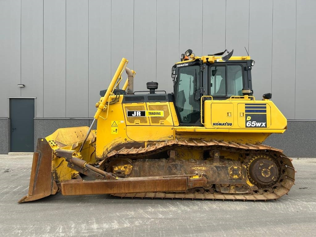 Komatsu D 65 WX-18 - Bulldozer: gambar 2 Komatsu D 65 WX-18 - Bulldozer: gambar 2