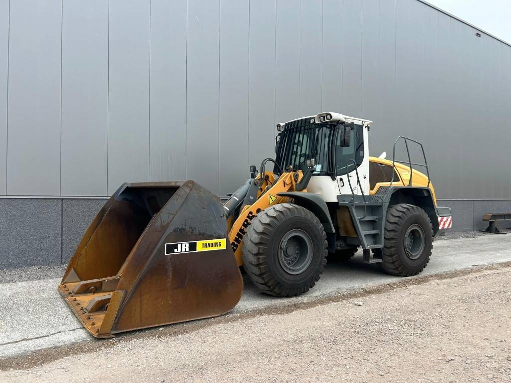 Liebherr L 550 (Comes with High-tip - Mit Hochkipper) - Wheel loader: gambar 2 Liebherr L 550 (Comes with High-tip - Mit Hochkipper) - Wheel loader: gambar 2