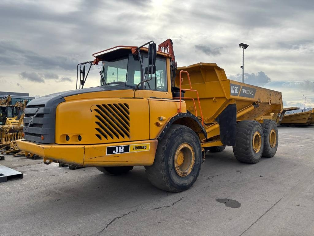 Volvo A 25 E (Under Preparation) - Tempat sampah artikulasi: gambar 1 Volvo A 25 E (Under Preparation) - Tempat sampah artikulasi: gambar 1