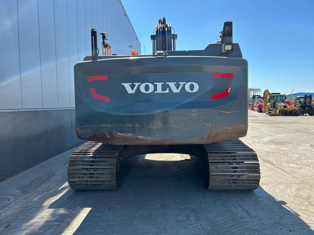 Volvo EC 250 EL (Roto + 3 buckets) - Ekskavator perayap: gambar 4 Volvo EC 250 EL (Roto + 3 buckets) - Ekskavator perayap: gambar 4