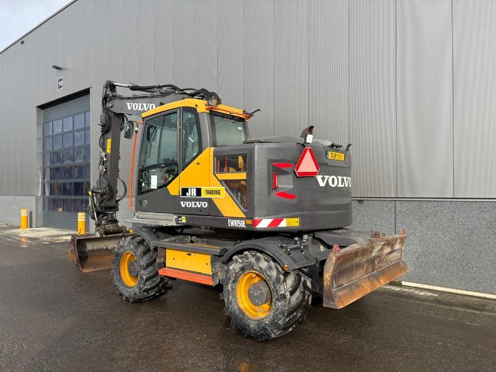 Volvo EWR 150 E - Ekskavator roda: gambar 3 Volvo EWR 150 E - Ekskavator roda: gambar 3