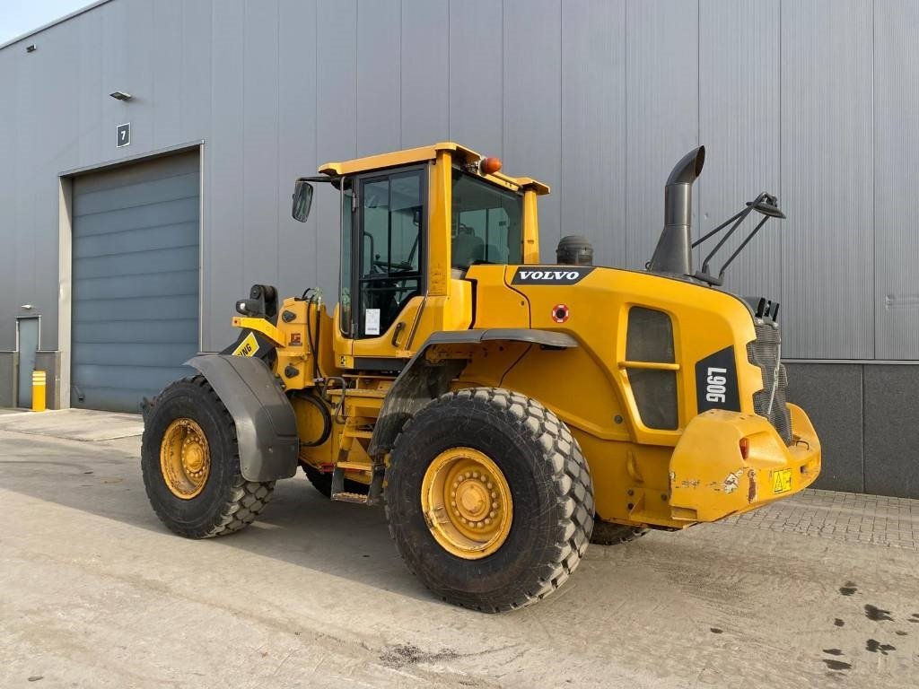 Volvo L 90 G - Wheel loader: gambar 2 Volvo L 90 G - Wheel loader: gambar 2