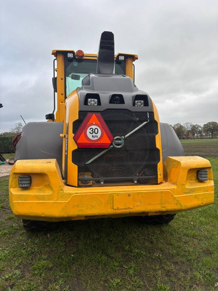 Volvo L 90 H (On Transport)  - Wheel loader: gambar 4 Volvo L 90 H (On Transport)  - Wheel loader: gambar 4